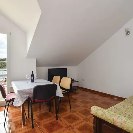 Holiday Kneza Trpimira I * Trogir